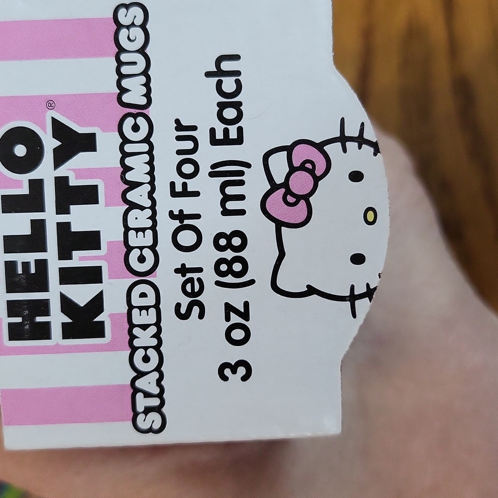 Hello Kitty Stackable Mini Mug Set - Picture 2 of 9